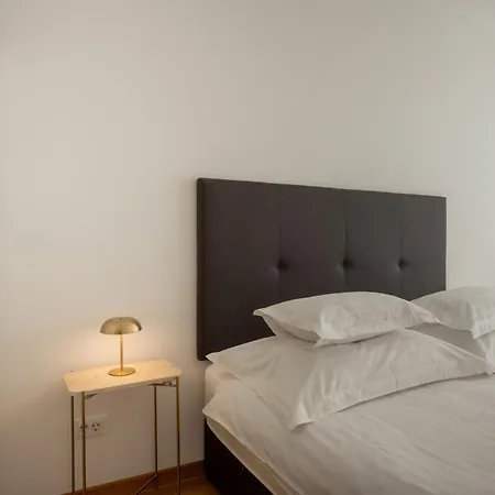 Adriatic Queen Split