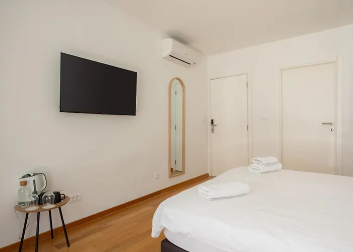 Adriatic Queen Gasthof 3*